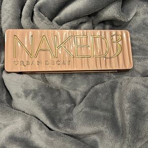 Urban Decay Naked 3
